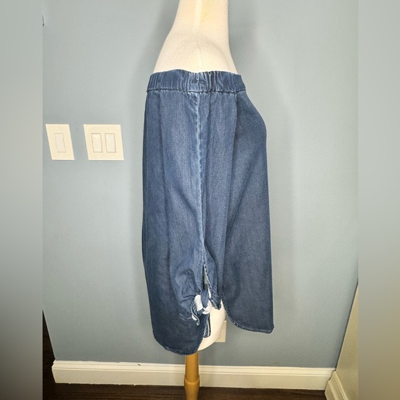 White House Black Market Off-Shoulder Denim Tunic - Picture 2 of 4